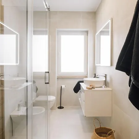 Apartament Badet - 3 Bedrooms, Office And Terrace In Alvalade