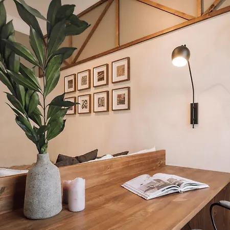 Badet - 3 Bedrooms, Office And Terrace In Alvalade *